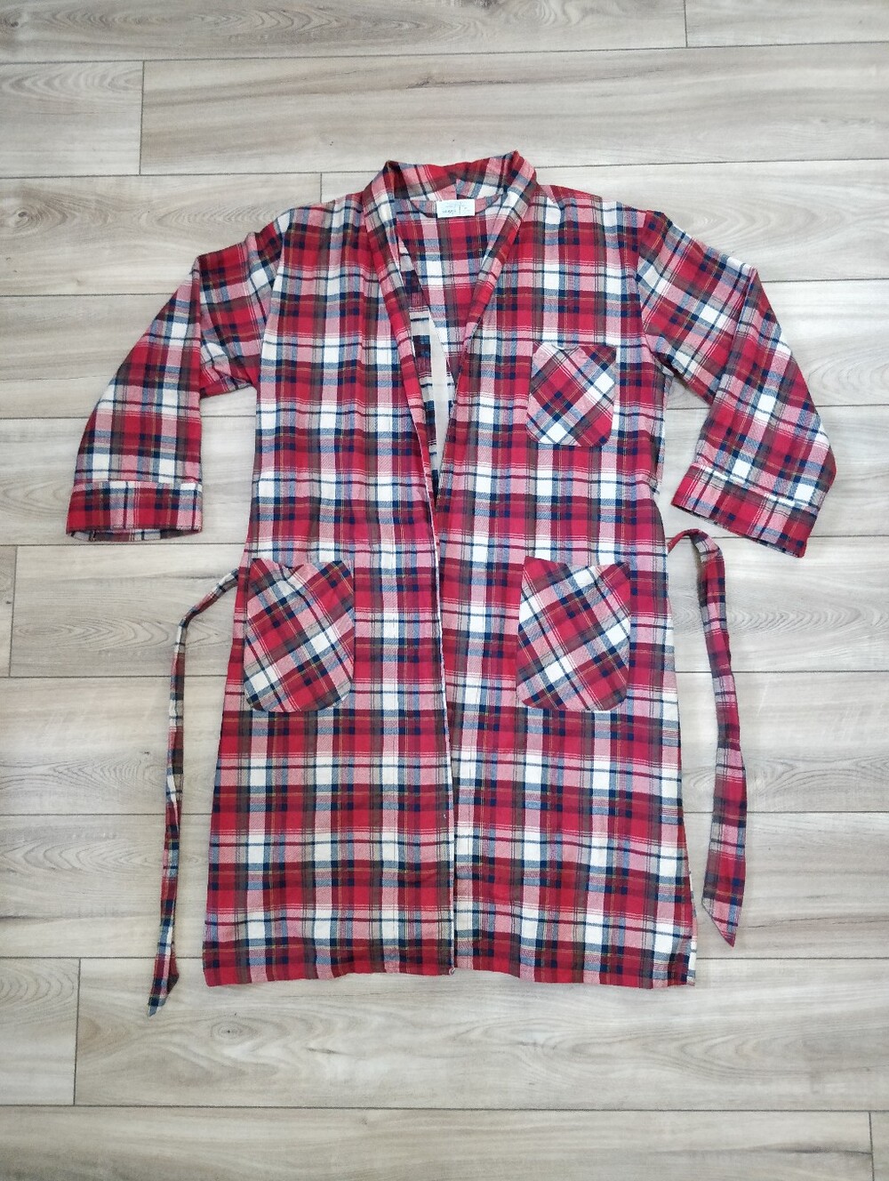 Vintage Men's Sears Flannel Robe Cover-up Size Medium 100% cotton